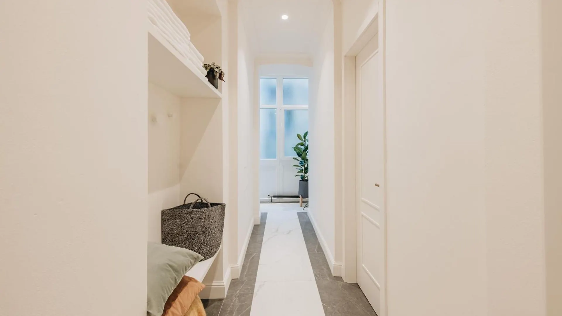Luxury Design Apartment At Old Town Square With Air Condition Prague